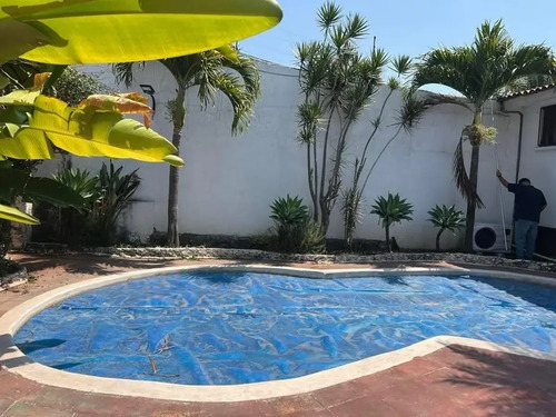 Renta De Casa Sola En Jardines De Cuernavaca