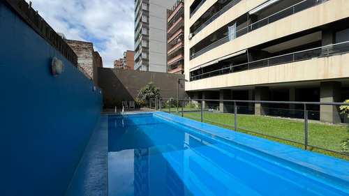 Departamento En Laprida Al 700