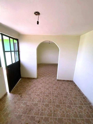 Casa 3 Recámaras, 2 Baños,estacionamiento,cisterna Y Terraza