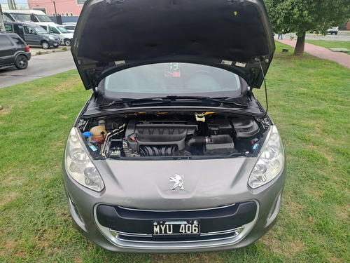 Peugeot 308 2.0 Feline 143cv