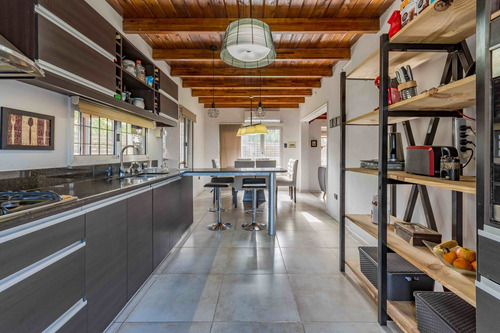 Imagen 2 de 25 de Casa En Venta 3 Dormitorios Con Pileta