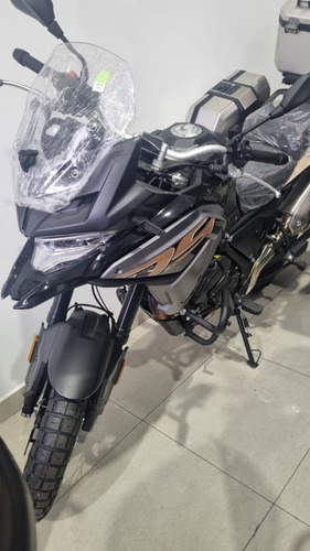 Voge 650 Dsx S/baules No Benelli Trk 501 No Qj
