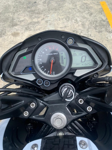 Pulsar Ns 200 2016