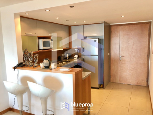 Imagen 6 de 14 de Apartamento En Venta En Piso Alto Punta Del Este. 1 Dormitorio Y Medio.
