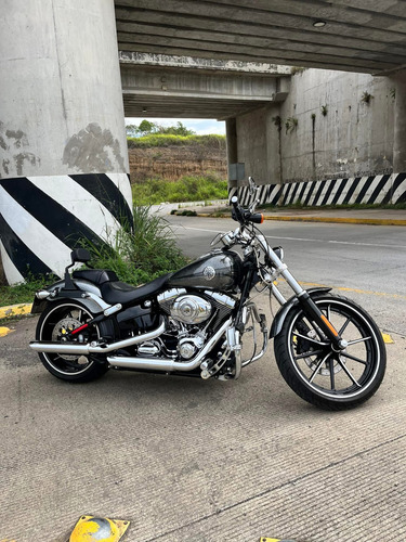 Breakout 2014 Harley Davidson