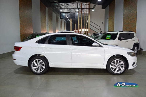 Imagem 8 de 13 de Volkswagen Jetta Comfort. 250 Tsi 1.4 Flex 16v Aut 2018