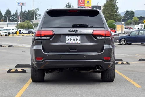 Jeep Grand Cherokee 6 Cilindros Piel, Mod. 2017, Color Gris