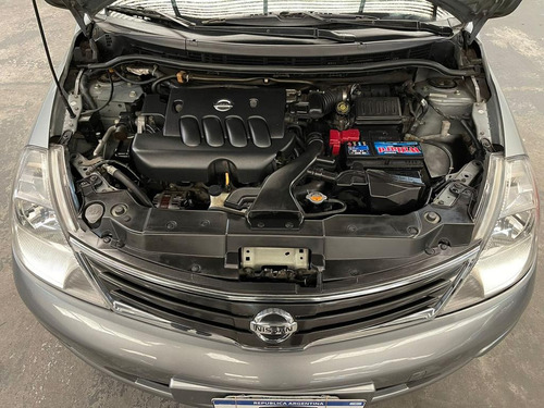 Nissan Tiida 1.8 Visia