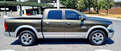 Dodge Ram 2500 5.7 Pickup Crew Cab Laramie 4x2 Mt