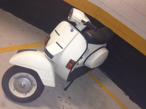 Vespa Branca Px200 1986 Restaurada