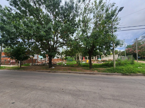 Terreno Lote En Venta En Ituzaingó, G.b.a. Zona Oeste, Argentina