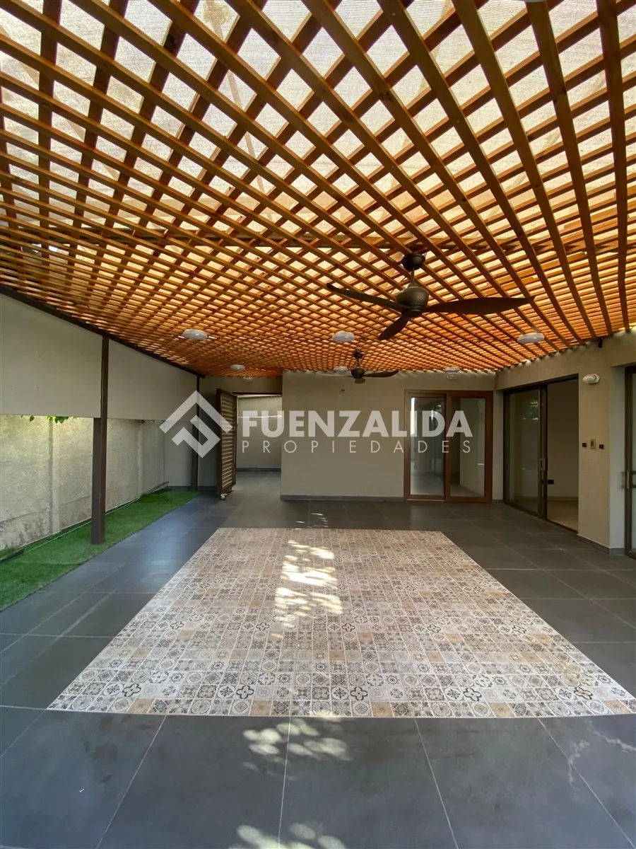 Imagen 4 de 26 de Casa En Arriendo De 3 Dorm. 2 Baños En Padre Hurtado