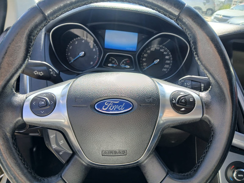 Ford Focus 2.0 Titanium Flex Powershift 5p