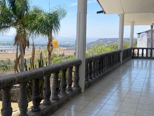 Magnifica Casa En Venta Estilo Campestre En Huertas La Joya Qro