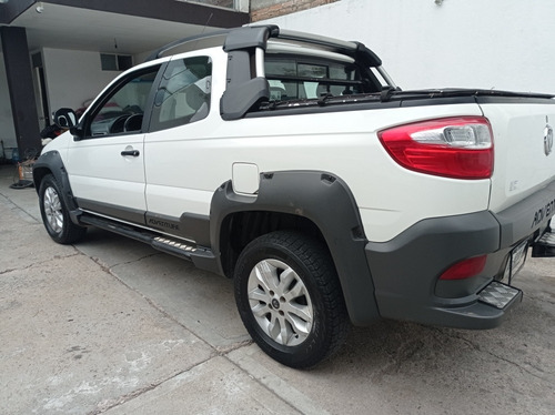 Imagen 3 de 10 de Ram 700 1.6 Club Cab Adventure Mt 2016