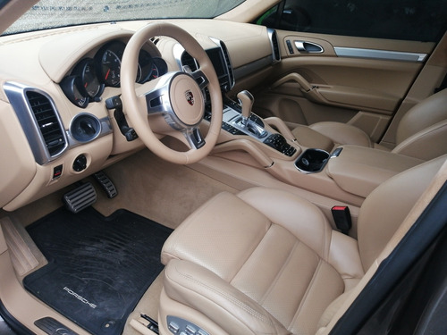 Imagen 11 de 15 de Porsche Cayenne 2012 4.8 V8 Tiptronic Turbo At