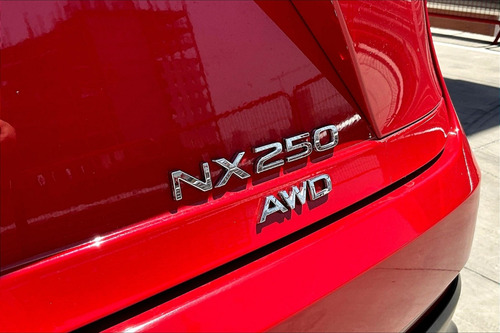 Lexus NX 5p 250 L4/2.5 Aut