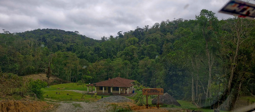 Terreno Tapiraí - Sp - Excelente Topografia Com Escritura