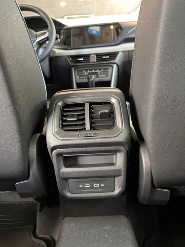 Imagen 23 de 25 de Volkswagen Taos 1.4 250tsi Comfortline Automatica 2023 Vw 21