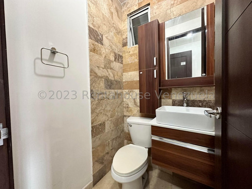 Sp Apartamento En Alquiler En El Parque La Musica Barquisimeto Lara, Venezuela. 140 M²