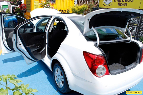 Imagen 10 de 25 de Chevrolet Sonic