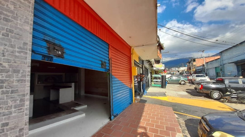 Imagen 6 de 15 de Local. Venta. La Concordia San Cristóbal
