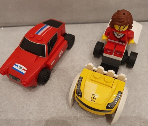 2 Lego Auto A Traccion Y Las Piezas Varias De La 1er Foto
