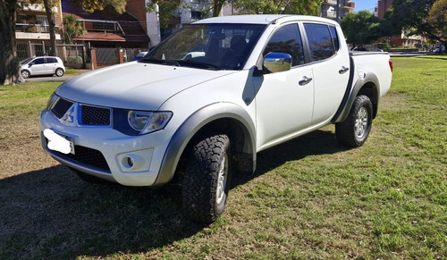 Mitsubishi L200 3.5 V6 Manual 4x4