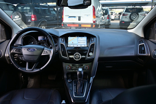 Ford Focus III 2.0 Titanium At6