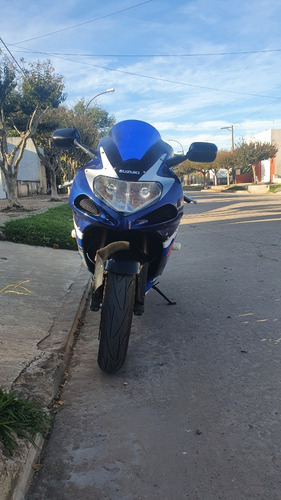 Suzuki Gsxr 1000, El Modelo Más Lindo! , No Cbr, R1, Zx10r