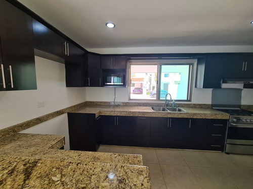 Imagen 5 de 24 de Casa En Renta De 3 Recámaras Y Piscina En Palmerales De Alta