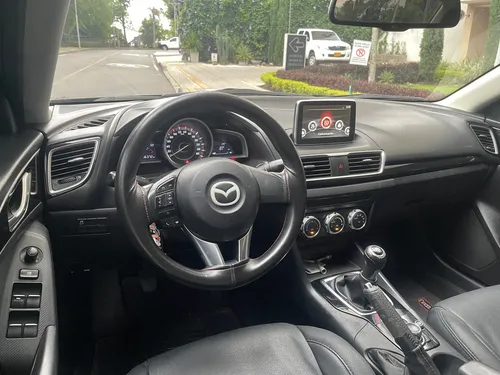 Mazda 3 2.0 Prime