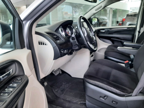 Imagen 9 de 15 de Grand Caravan Sxt 2019 (5292)