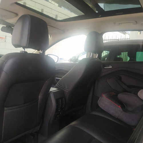 Imagen 2 de 9 de Ford Escape Sel