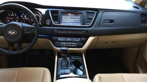 Kia Carnival Ex 2,2 Diesel Aut