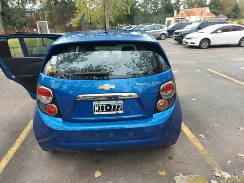 Imagen 7 de 12 de Chevrolet Sonic
