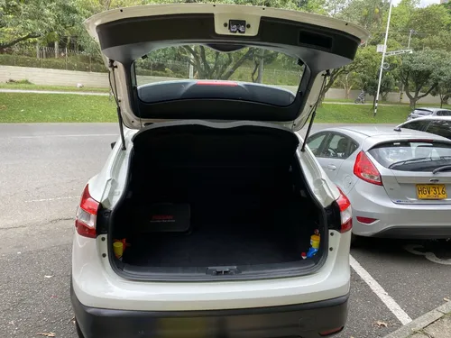 Nissan Qashqai 2.0 Advance 4x2 2015