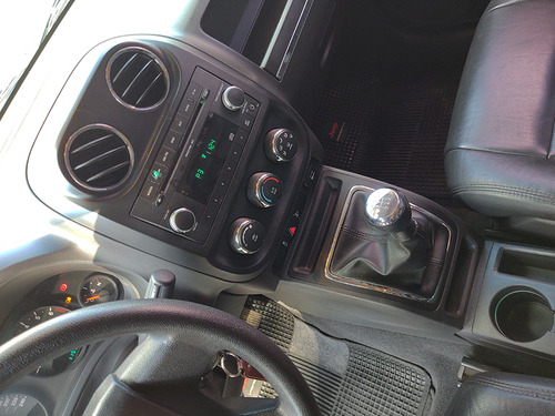 Imagen 13 de 20 de Jeep Patriot 2010 Sport Abasto Motors