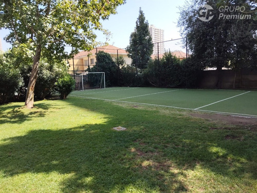 Departamento De 2d, Est. Y Bodega En Venta En Independencia