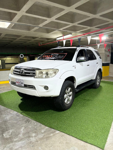 Toyota Fortuner 4x4 2010