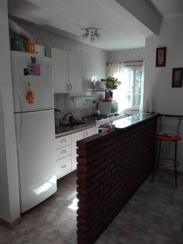 Imagen 12 de 14 de Departamento En Venta 4 Ambientes Lanus Este