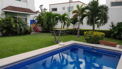 Hermosa Propiedad En Renta En Oaxtepec Centro