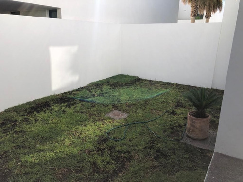 Imagen 21 de 25 de Casa Amueblada En Santa Fe Juriquilla (caisa)