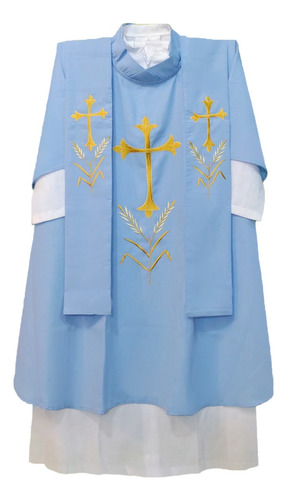 Casulla Sacerdotal Ornamento Azul En Varios Bordados