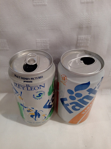 Lote De 2 Latas De Gaseosa Marca Fanta Vacías (Usado)