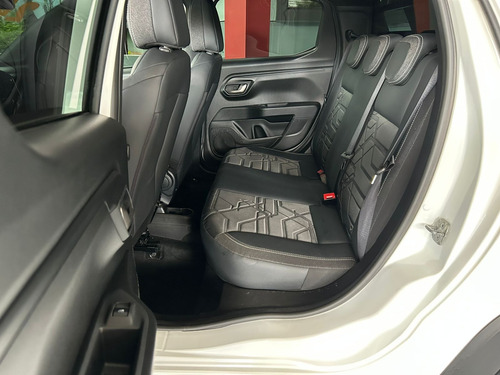 Fiat Strada 1.3 Volcano Cab. Dupla 16v Flex Aut 4p