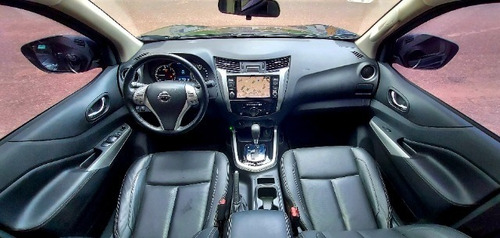 Imagem 3 de 11 de Nissan Frontier 2.3 Le Bi-tb 4x4 2020 Teto Solar