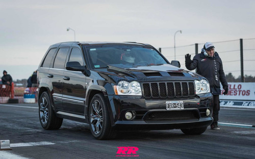Imagen 16 de 25 de Jeep Grand Cherokee 2007 6.1 Srt-8 Hemi