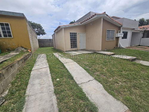 Venta Casa En Obra Gris Urbanización Prados Del Golf Ii, Cabudare Gabriela C