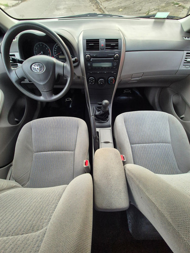 Toyota Corolla 1.8 Xli Mt